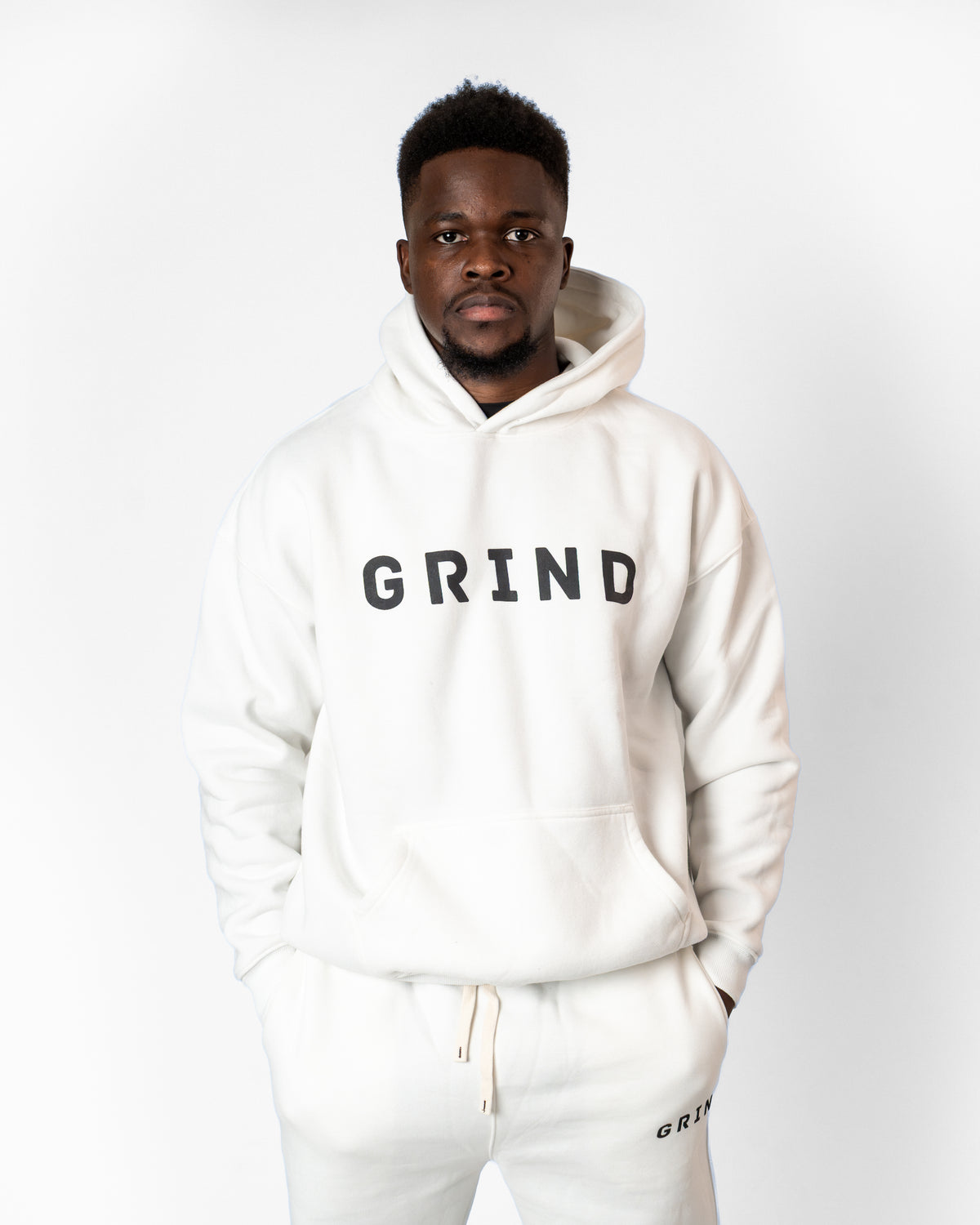 Hoodie Essential GRIND