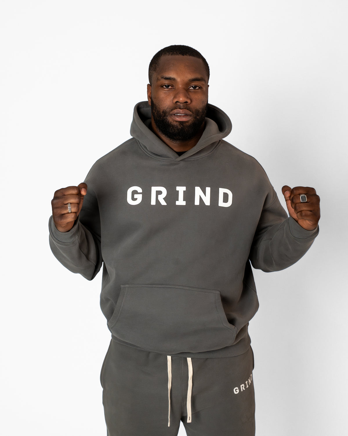 Hoodie Essential GRIND