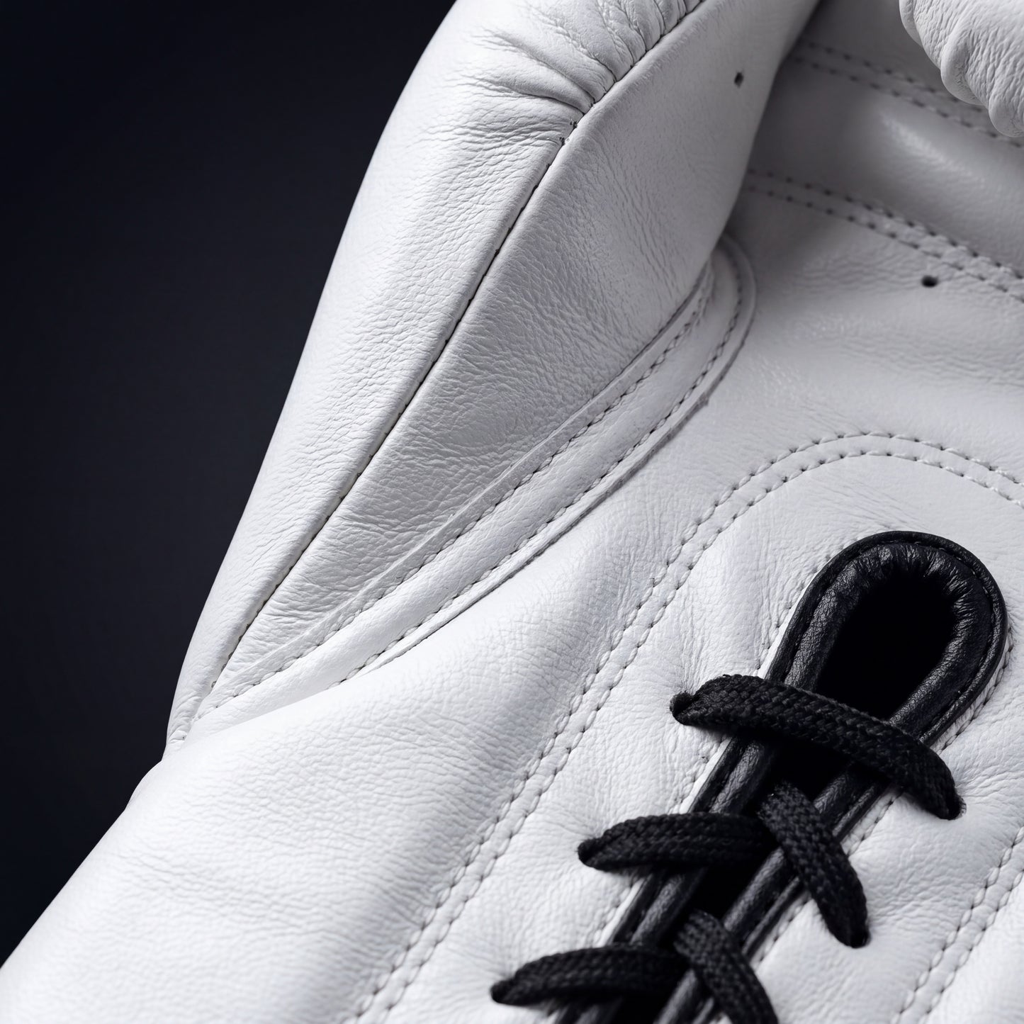 Gants de Boxe GRIND Combat Pro — Blanc